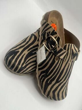 Autenti Women's US 9.5 Genuine Leather Zebra Print Clog Mules Made In Spain NWOB